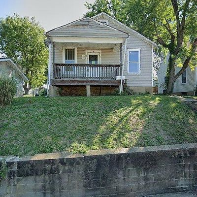 308 Fair St, Washington, MO 63090