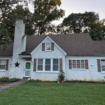 308 Virginia Ave, Brookneal, VA 24528