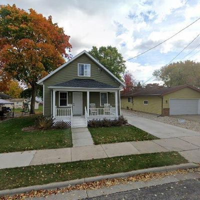 308 Taylor St, Little Chute, WI 54140