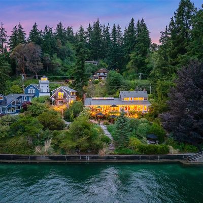 3086 Point White Dr Ne, Bainbridge Island, WA 98110