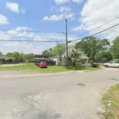 309 Charles Rd, Houston, TX 77076