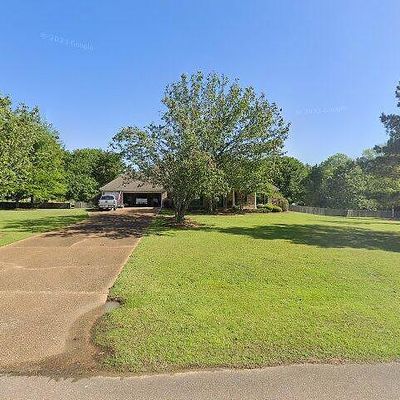 309 Shivers Farm Dr, Florence, MS 39073