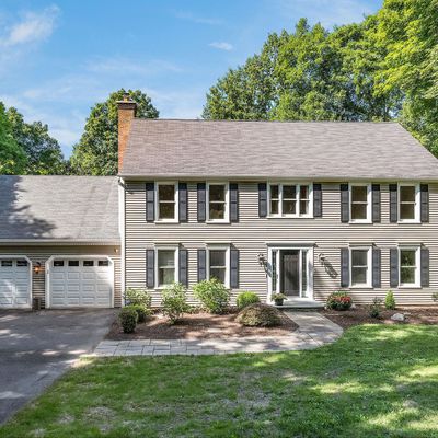 31 Chittenden Hill Rd, Clinton, CT 06413