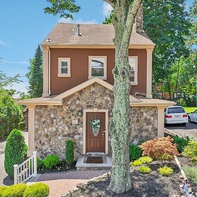 31 Clara St, North Haledon, NJ 07508