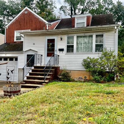 31 Overlook Ter, Fords, NJ 08863