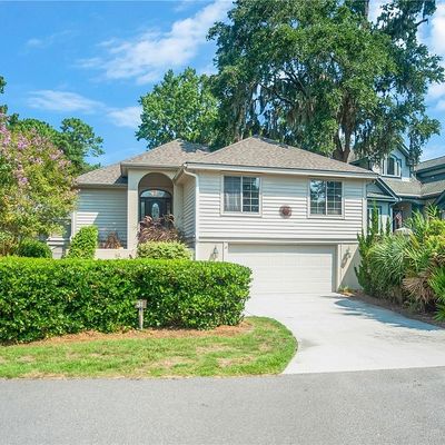 31 Shell Ring Rd, Hilton Head Island, SC 29928