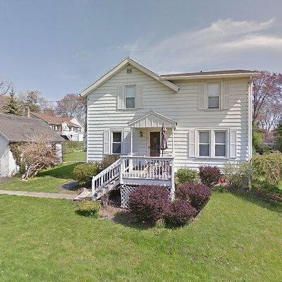 31 Voyer Ave, East Longmeadow, MA 01028