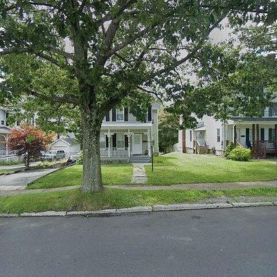 31 Woodside Ave, Newton, NJ 07860