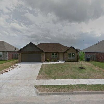 310 E Sweetwater Dr, Rogers, AR 72758