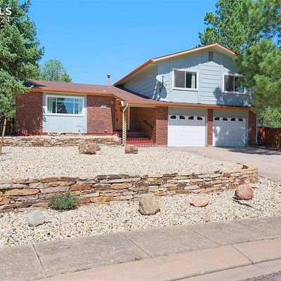 279 Dolomite Dr, Colorado Springs, CO 80919