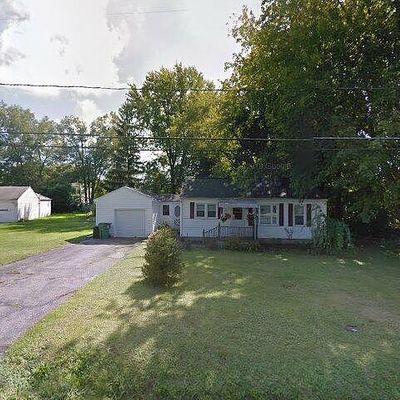 28 Dorchester Dr, Painesville, OH 44077