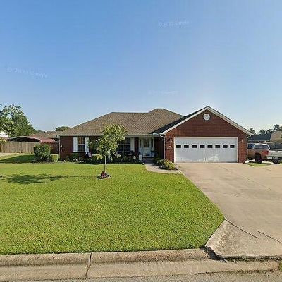 2803 Canterbury, Paragould, AR 72450