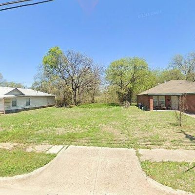 2805 Ennis Ave, Fort Worth, TX 76111