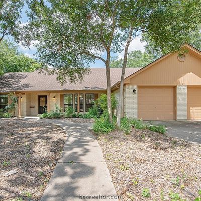 2806 Socorro Ct, College Station, TX 77845