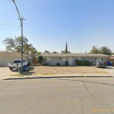 281 W Spring Ln, Lemoore, CA 93245