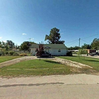 282 W Lincoln St, Hawk Point, MO 63349