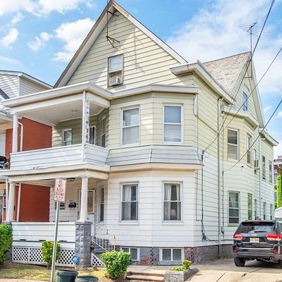 283 Lawrence Pl, Paterson City, NJ 07514