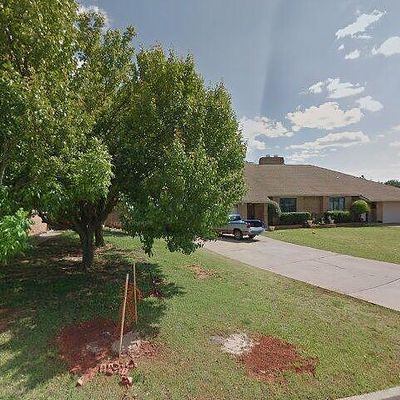 2831 Indian Creek Blvd, Oklahoma City, OK 73120