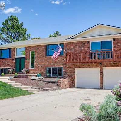 2832 Country Club Cir, Colorado Springs, CO 80909