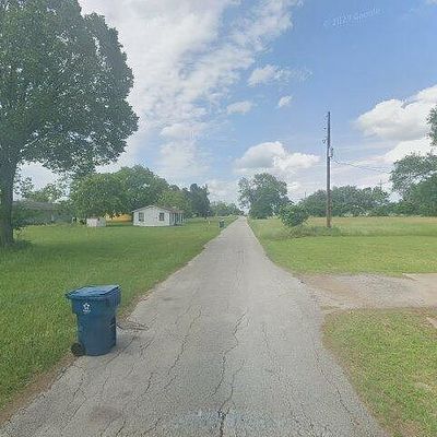 2835 14th St, Hempstead, TX 77445