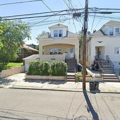 284 Macarthur Ave, Garfield, NJ 07026