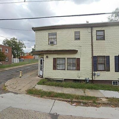 2842 Thompson St, Camden, NJ 08105