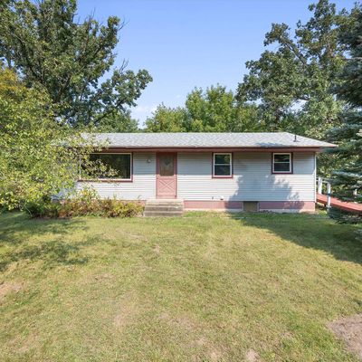 28532 Chisholm St Ne, Isanti, MN 55040