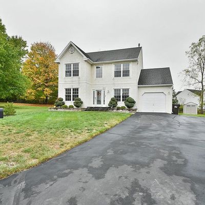 2860 Lee Dr, Jamison, PA 18929