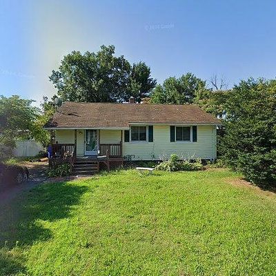 29 Risley St, East Hartford, CT 06118