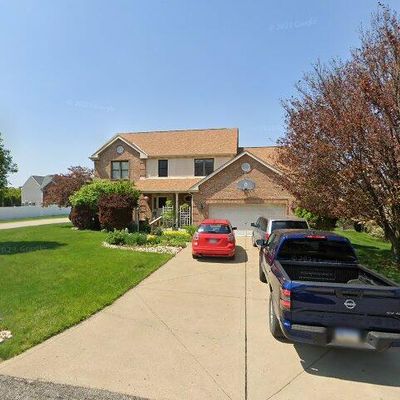 29 Scenic Dr, Coraopolis, PA 15108