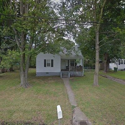 2909 Maple St, Hopewell, VA 23860