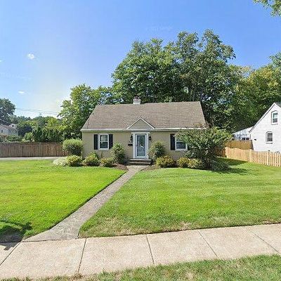 2914 Summerfield Rd, Falls Church, VA 22042