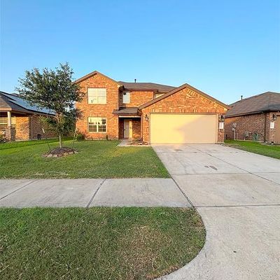 2915 Vales Point Dr, Fresno, TX 77545