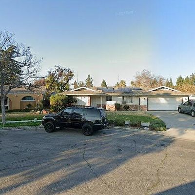 2917 E Donahoo St, Fresno, CA 93721