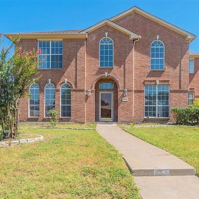 2923 Beau Dr, Mesquite, TX 75181