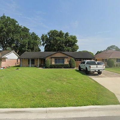 322 Hurstgreen Ln, Alvin, TX 77511