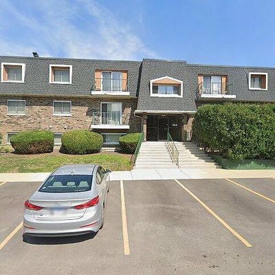 3221 W Parkway Dr #32 C, Northbrook, IL 60062