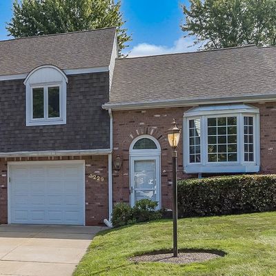 3229 Georgian Ct, Erie, PA 16506