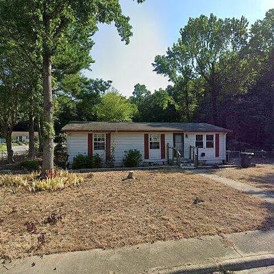 323 Leigh Rd, Yorktown, VA 23690