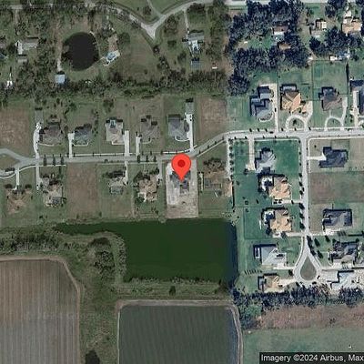 323 Hawk Talon Dr, Lithia, FL 33547