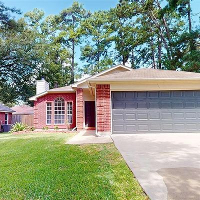 323 Paradise Ln, Montgomery, TX 77356