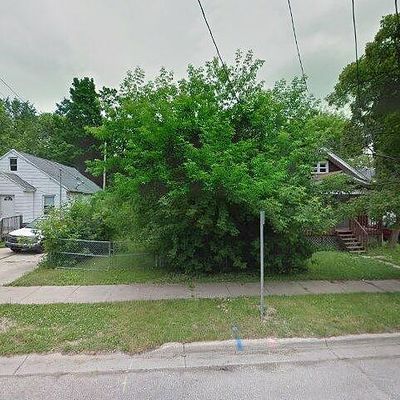 323 S Hayford Ave, Lansing, MI 48912