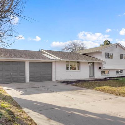 323 S Vaughn Way, Aurora, CO 80012