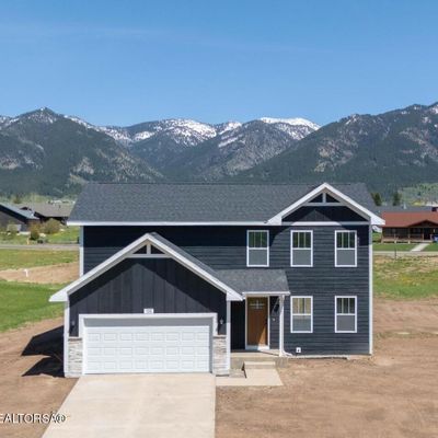 324 Little Greys Loop, Etna, WY 83118