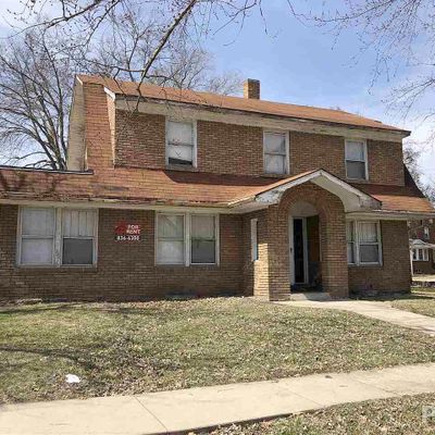 324 N Charles St, Macomb, IL 61455