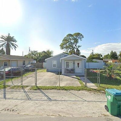 3240 Nw 101 St St, Miami, FL 33147