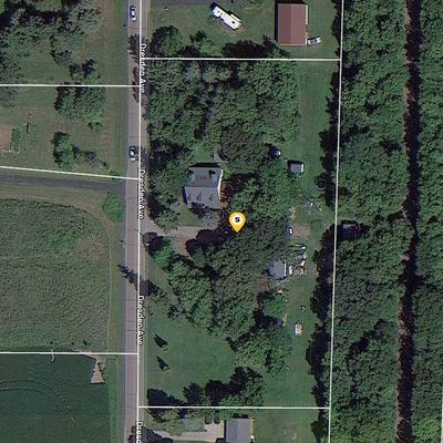 32400 Dresden Ave, Northfield, MN 55057