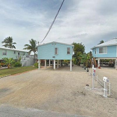 325 Anglers Dr N, Marathon, FL 33050