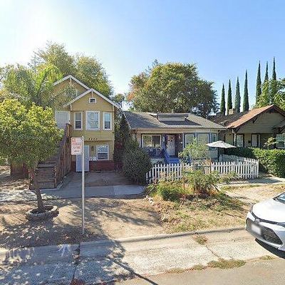 3256 V St, Sacramento, CA 95817