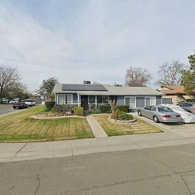 3275 Gillespie St, Sacramento, CA 95838